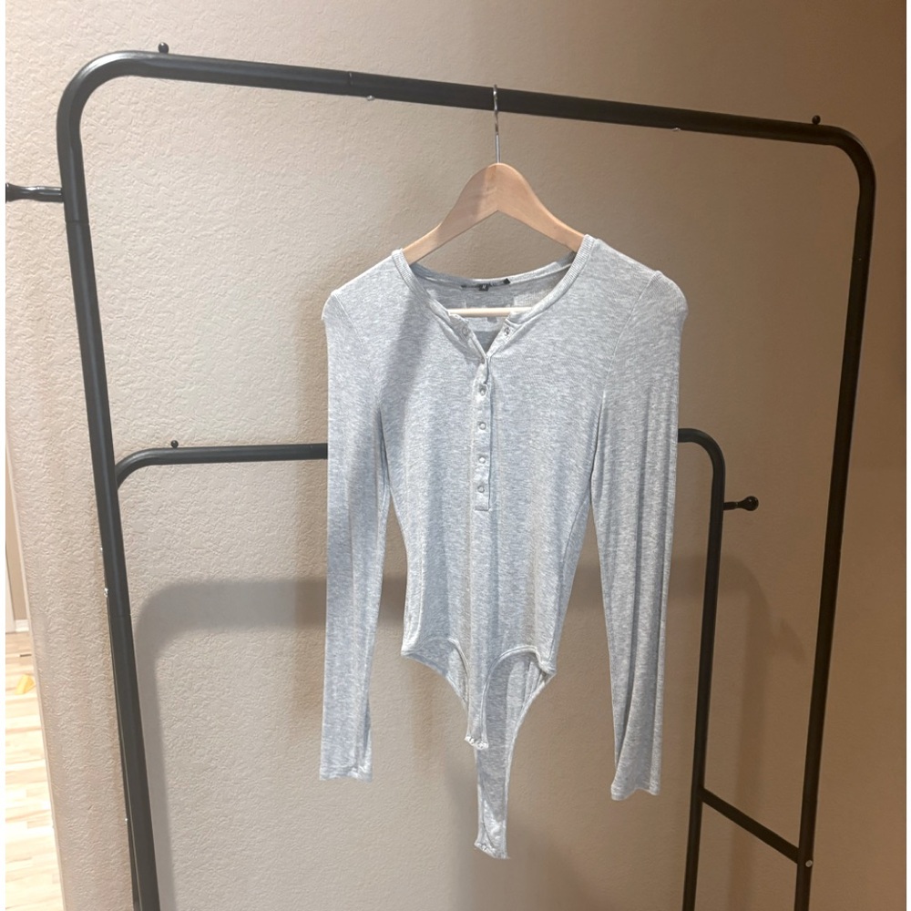 Vici grey bodysuit